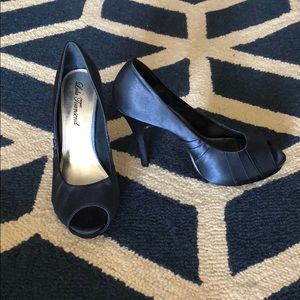 Navy blue satin peep toe pumps